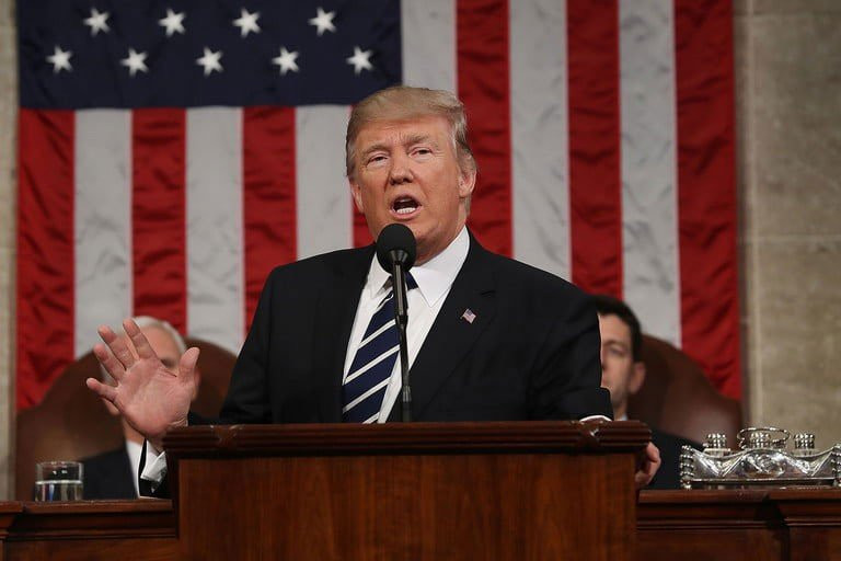 Ο πρόεδρος Trump κατηγορεί τα βίαια video games για το μακελειό στο Οχάιο...