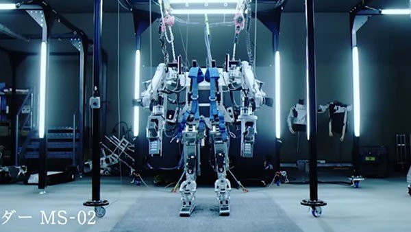 PowerLoader: Ένας εξωσκελετός που ενισχύει τις δυνάμεις των εργατών της Panasonic [Videos]