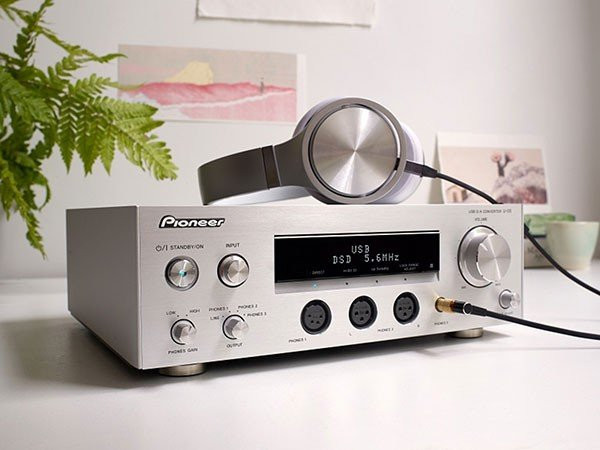 Pioneer U-05: Ο νέος ενισχυτής ακουστικών για συστήματα ήχου βασιζόμενα σε υπολογιστή