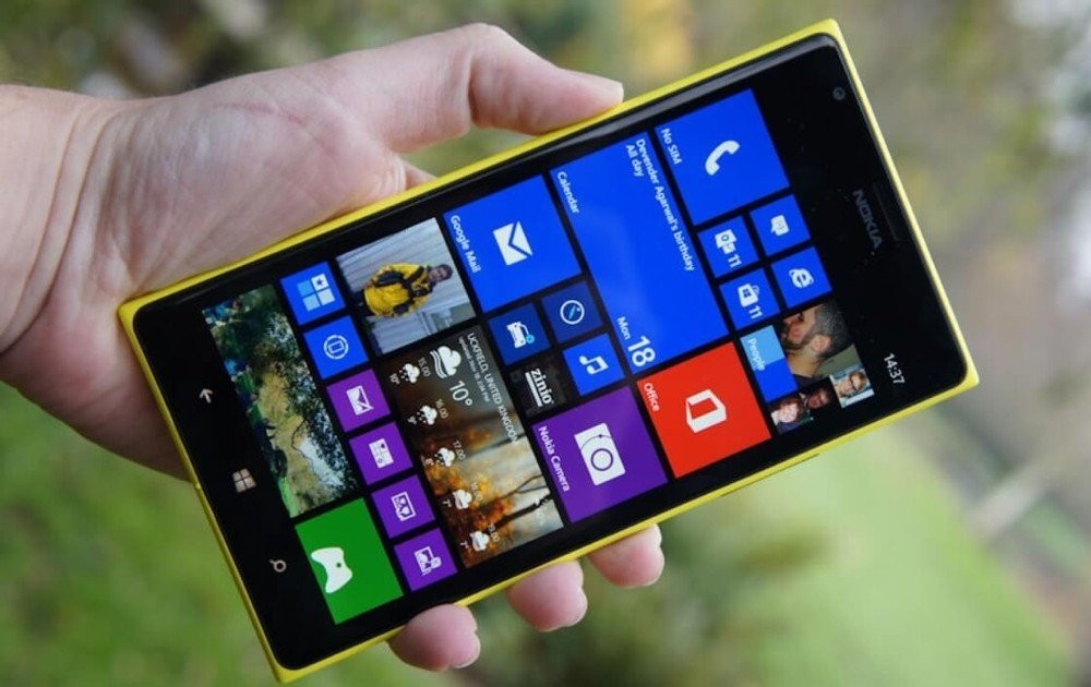 Windows Phone: Ο CEO της Microsoft παραδέχτηκε πως ήταν λάθος το κλείσιμο του τμήματος
