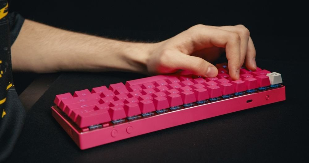Logitech PRO X 60 Lightspeed: Το πρώτο 60% gaming πληκτρολόγιο με τεχνολογία Keycontrol