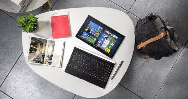 Alcatel PLUS 12: Η νέα 2-σε-1 πρόταση με Windows 10 και λανσάρισμα του Idol 4 Pro στην Ευρώπη [MWC 2017]