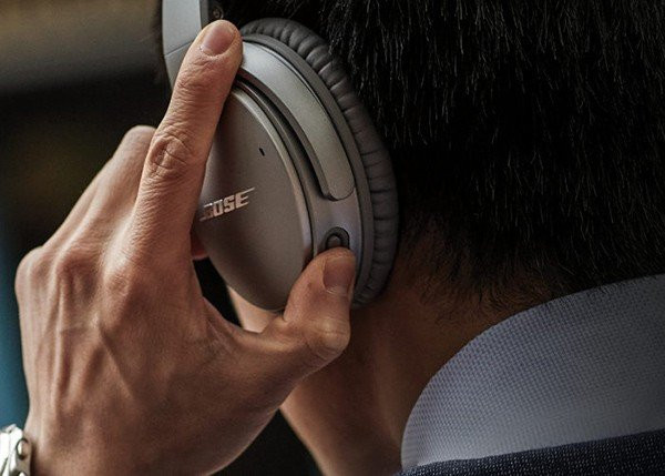 Bose και Google φέρνουν για πρώτη φορά τον ψηφιακό βοηθό Google Assistant σε ακουστικά