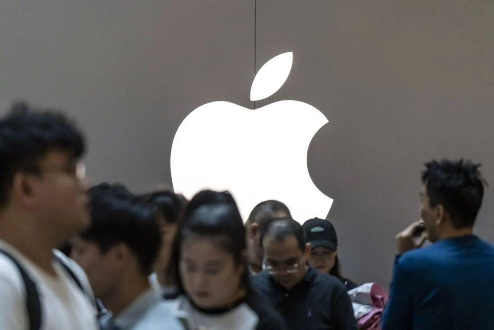Η Apple ανοίγει το μεγαλύτερο εργαστήριο της εκτός ΗΠΑ στην έδρα της... Huawei