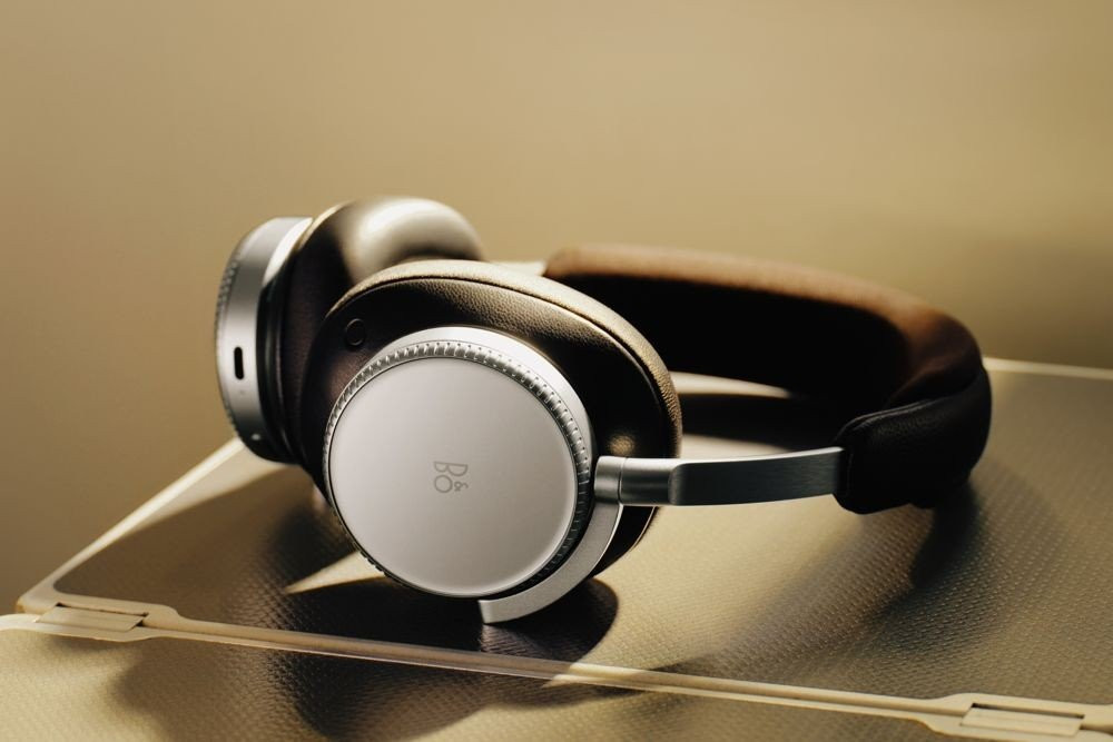Beoplay H100: Τα νέα flagship ασύρματα ακουστικά της Bang & Olufsen