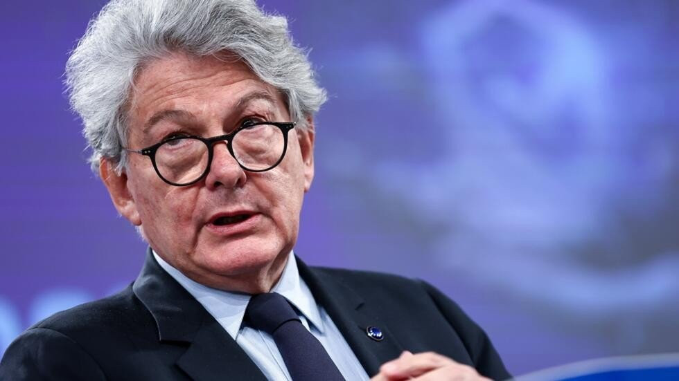 Thierry Breton: Παραιτήθηκε ο επόπτης των Big Tech στην ΕΕ