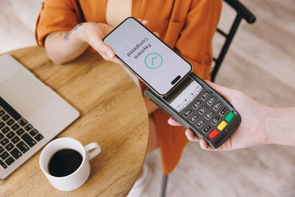 Πληρωμές μέσω smartphone ή smartwatch: Πόσο ασφαλή είναι τα Google Pay, Apple Pay κλπ.;