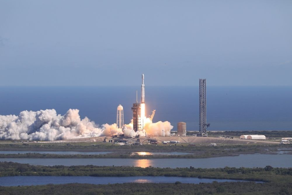 Europa Clipper: Ξεκίνησε η αποστολή για την αναζήτηση ζωής στην Ευρώπη!