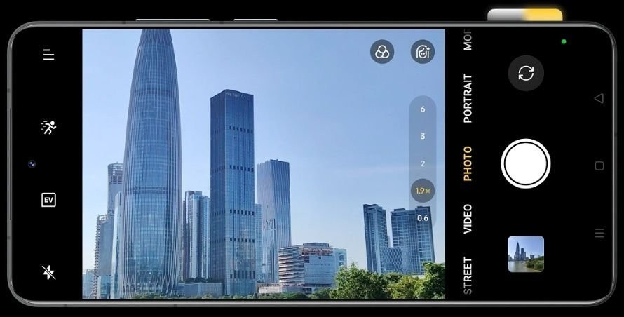 Η realme αποκαλύπτει το δικό της κουμπί Camera Control