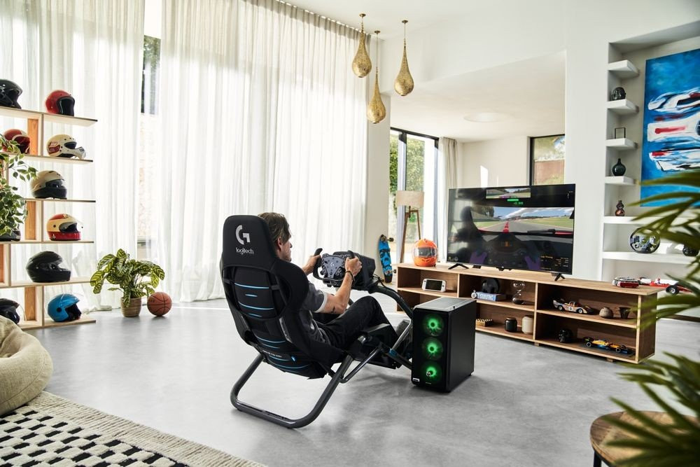 Η νέα σειρά περιφερειακών της Logitech G απογειώνει τα racing games