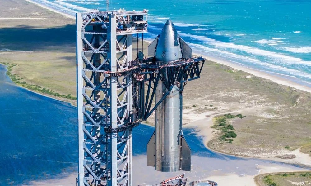 SpaceX: Μετά το «πιάσιμο» του Super Heavy ετοιμάζει ακόμη ένα εντυπωσιακό εγχείρημα