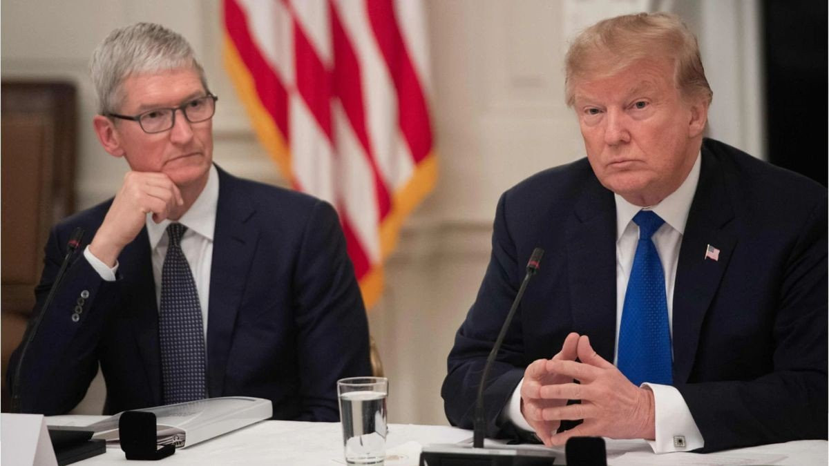 Donald Trump: Ο Tim Cook του «κλάφτηκε» για τα πρόστιμα της ΕΕ στην Apple