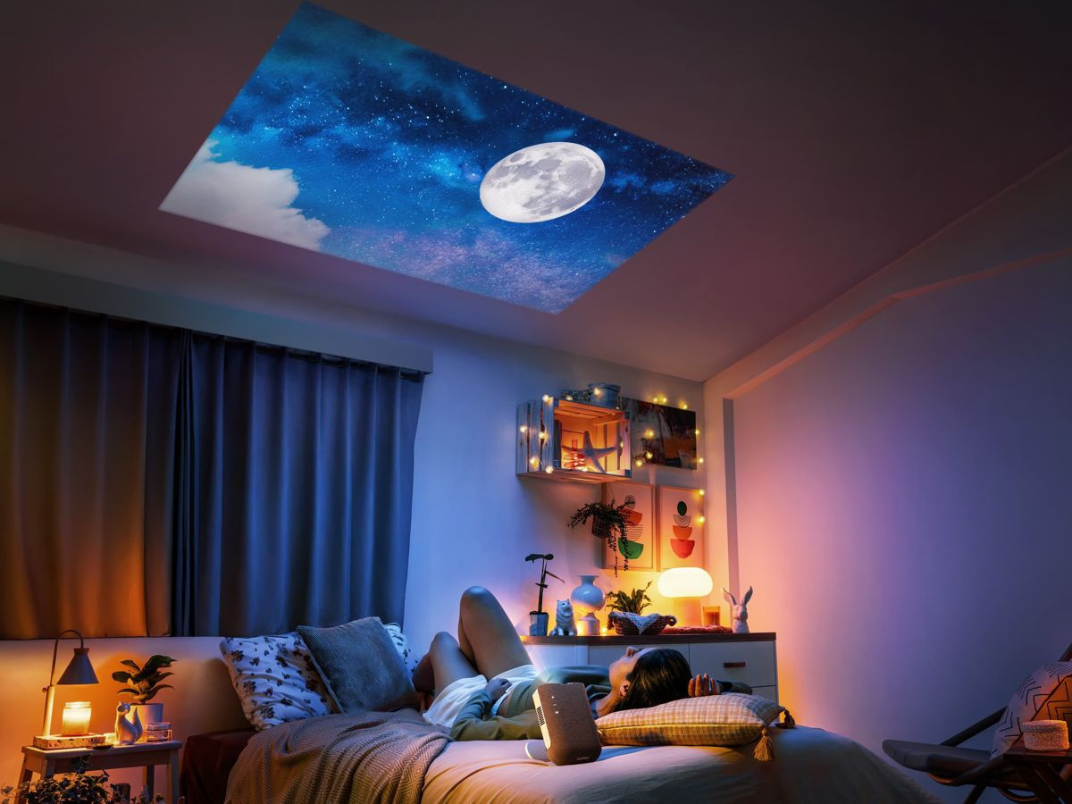 ViewSonic M1 Max: Ο φορητός LED προτζέκτορας με 360° προβολή, Full HD και Google TV