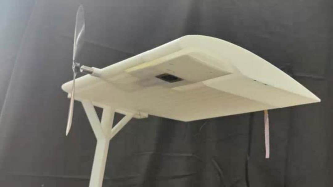 Κινεζικό σύστημα λέιζερ φορτίζει drones στον αέρα με απόδοση 38.5%