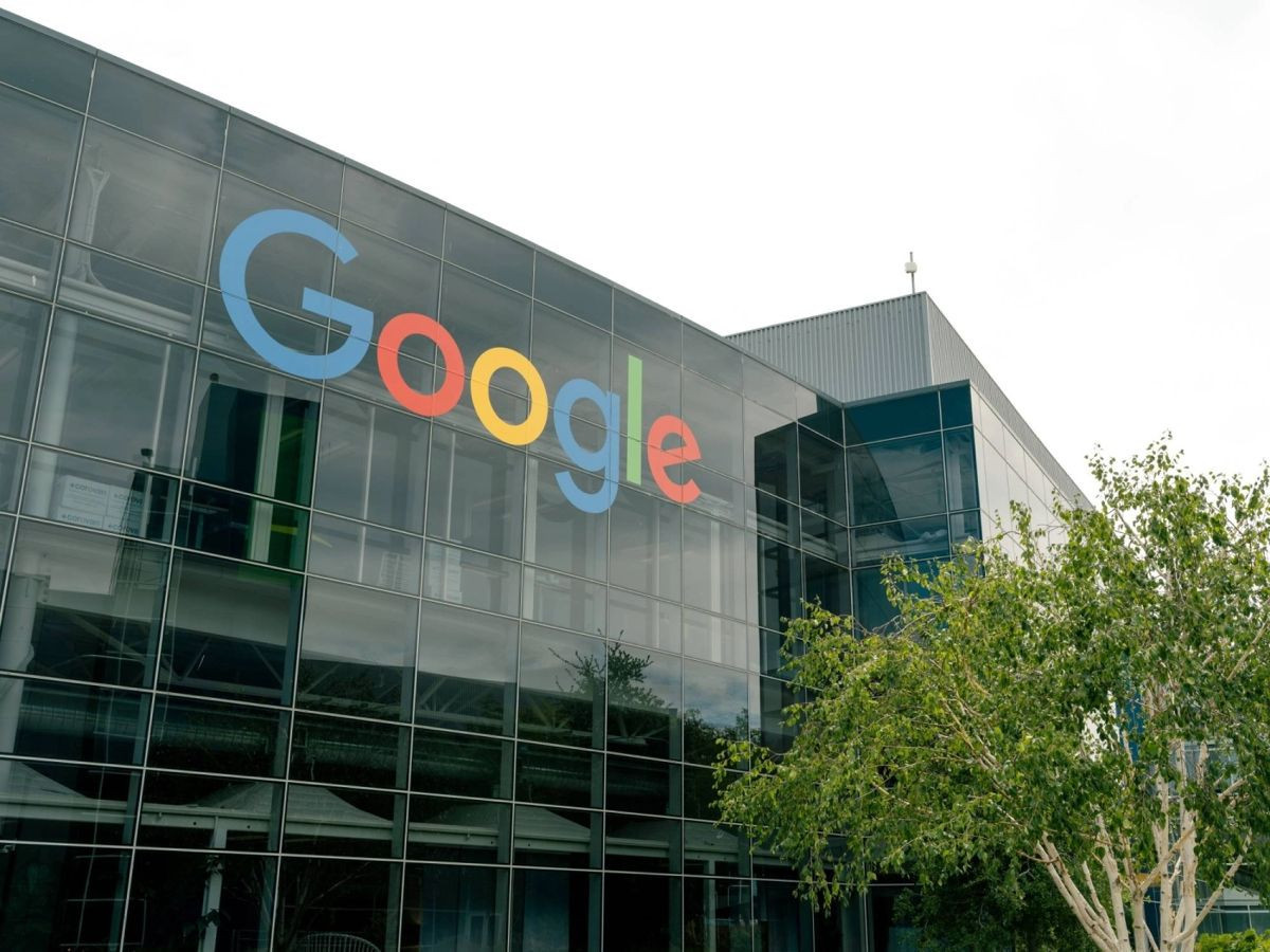 Google Search: Η Google υποβαθμίζει επίσημα και δραστικά τα αποτελέσματα αναζήτησης στην Ευρώπη
