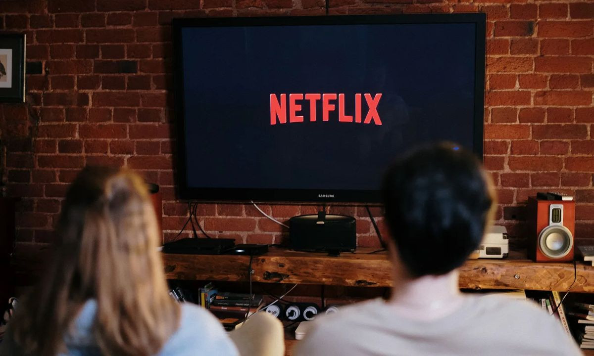 Το Netflix ετοιμάζει «Always-On» κανάλια και νέα οθόνη τύπου YouTube