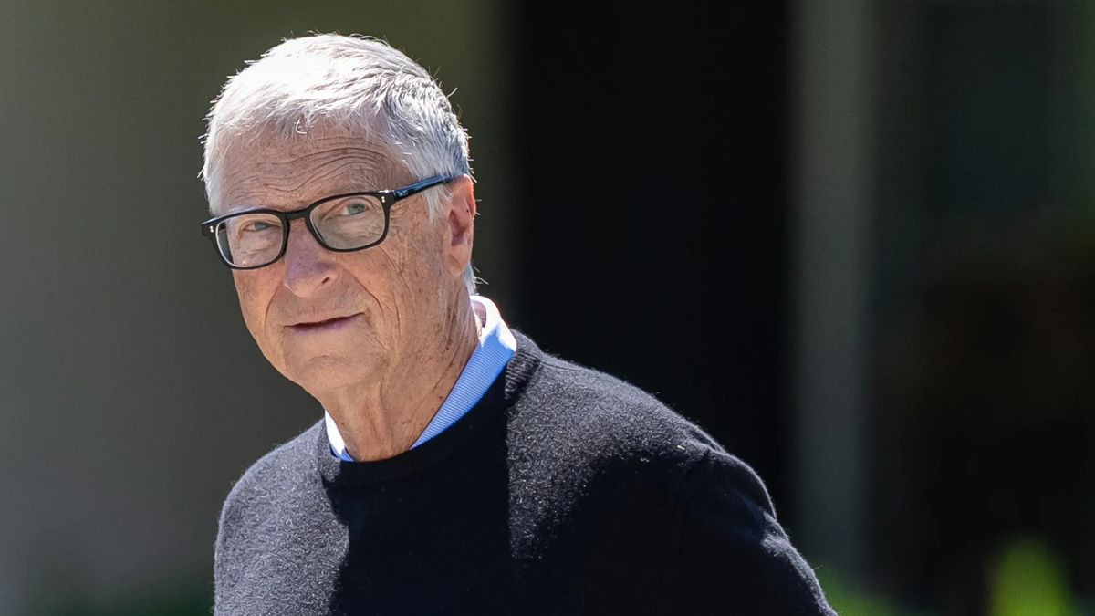 Bill Gates: Η ανεξέλεγκτη AI μπορεί να οδηγήσει σε «1 δισ. θανάτους»