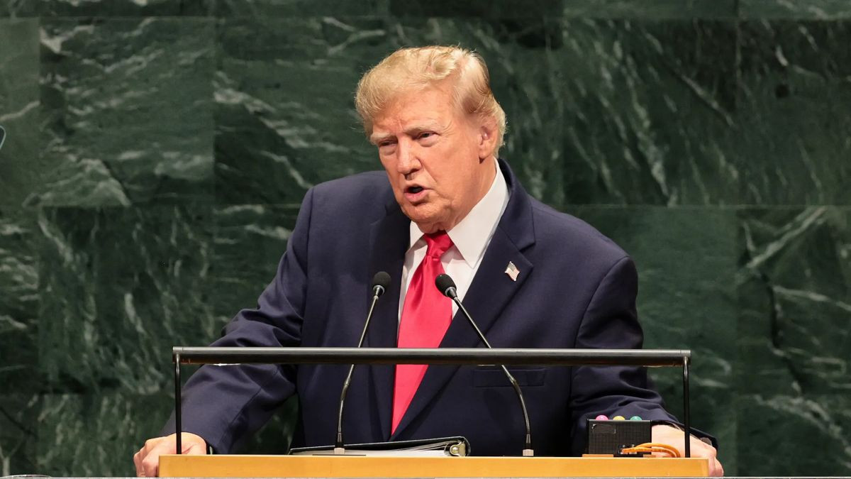 Η Donald Trump μετονομάζει επίσημα την Τεχνητή Νοημοσύνη σε «Υπερ-Νοημοσύνη» (Super Intelligence)