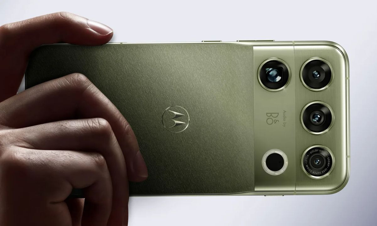 Motorola Signature 27: Επίσημο με Snapdragon 8 Elite Extreme, κάμερα 200MP και ήχο Bang & Olufsen