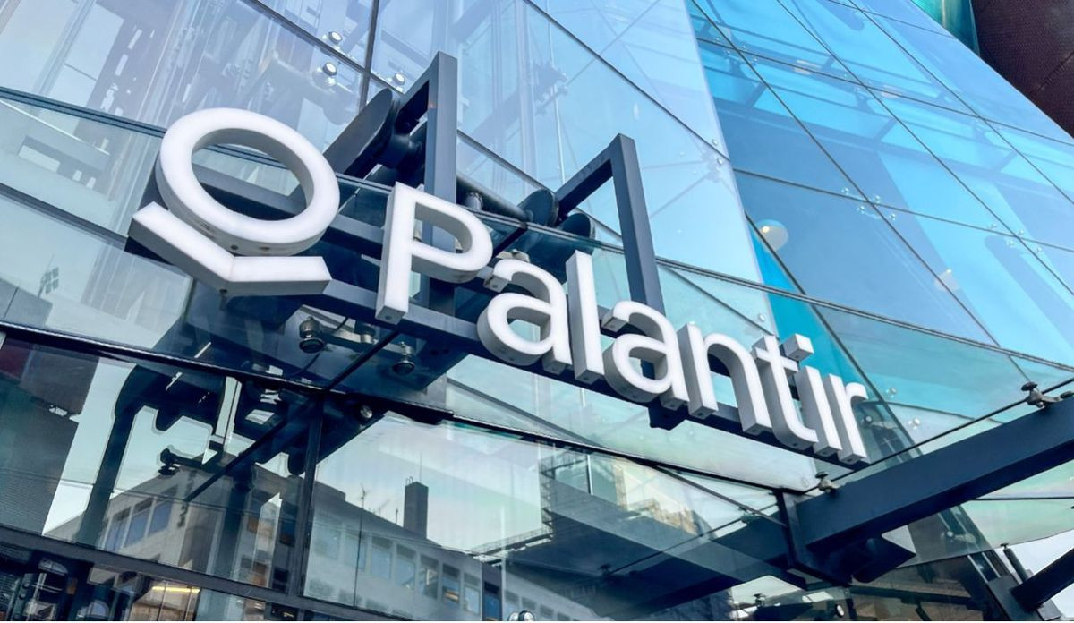 Palantir προς Ευρώπη: Το στρατιωτικό σύστημα AI Maven δεν διαθέτει διακόπτη απενεργοποίησης