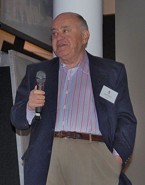 Απεβίωσε ο ιδρυτής της Commodore, Jack Tramiel