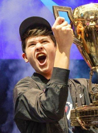 16χρονος κέρδισε $3 εκατ. στο Fortnite World Cup! image