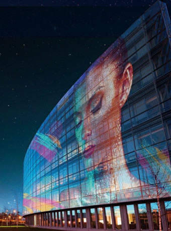 LG Transparent Colour LED Film: Μετατρέπει οποιαδήποτε γυάλινη επιφάνεια σε συναρπαστικό θέαμα image