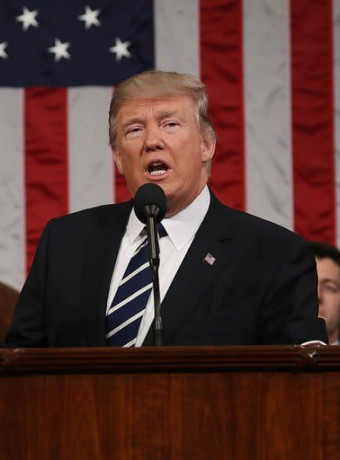 Ο πρόεδρος Trump κατηγορεί τα βίαια video games για το μακελειό στο Οχάιο... image