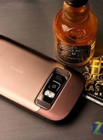 Nokia C7: τιμή, φωτογραφίες, χαρακτηριστικά και video! image