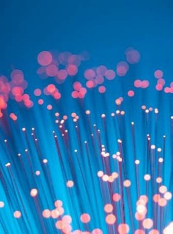 Ερευνητές έπιασαν ταχύτητα 44.2 Tbps σε υπάρχον δίκτυο οπτικών ινών! image