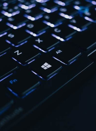 Καυτή προσφορά: Με κάθε αγορά κλειδιού Office, δώρο κλειδί για Windows 10 image