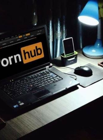 Pornhub: Αφαίρεσε 8.8 εκατ. videos από τα 13.5 εκατ. της πλατφόρμας! image
