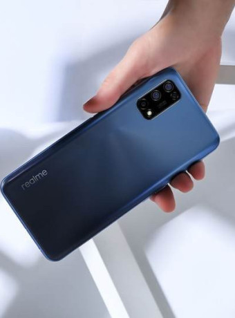 Realme 7 5G: Με οθόνη 120Hz, τετραπλή κάμερα, 5G και μπαταρία 5000mAh στα €279 image
