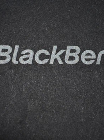 BlackBerry: Θυμήθηκε να μηνύσει τα Facebook, Instagram και WhatsApp για παραβίαση πατεντών messaging... image