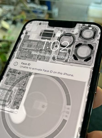 iPhone 13: Αντικατάσταση οθόνης από εξουσιοδοτημένο service, αλλιώς δεν δουλεύει το Face ID image