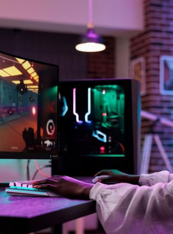 Philips Evnia 32M2C5500W: Η νέα κυρτή οθόνη απογειώνει το gaming image