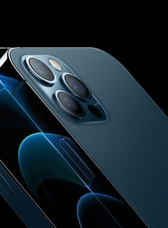Έχεις iPhone 12; Πλέον φορτίζεις ασύρματα σε ισχύ 15W image