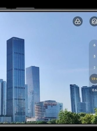 Η realme αποκαλύπτει το δικό της κουμπί Camera Control image