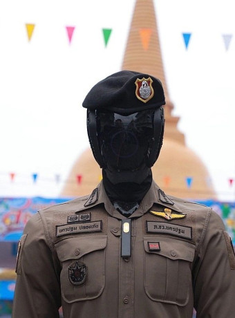 RoboCop στην Ταϊλάνδη: Παρουσιάστηκε ο πρώτος αστυνομικός - ανθρωποειδές ρομπότ! image