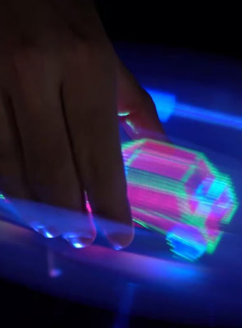 Η επιστημονική φαντασία στην πράξη: 3D ολογράμματα που μπορείς να πιάσεις image