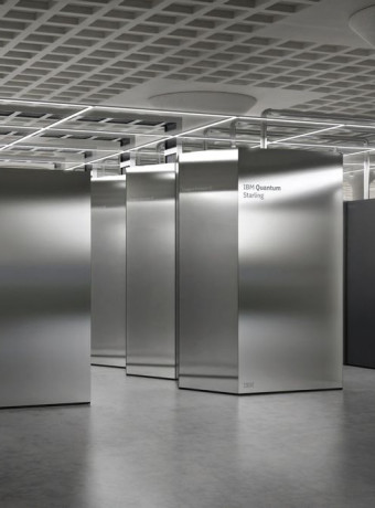 Η IBM τα κατάφερε: Ετοιμάζει πλήρως λειτουργικό κβαντικό υπολογιστή για το 2029 image
