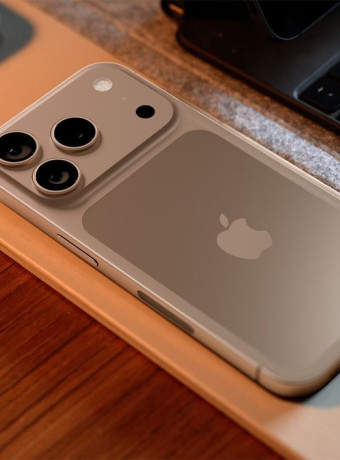 iPhone 17 Pro: Εμφανίστηκε πρωτότυπο σε κοινή θέα; image