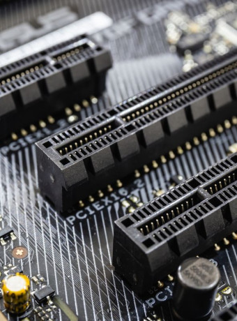PCIe 8.0: Έρχεται με διπλάσια ταχύτητα και βλέπει το μέλλον των data centers image