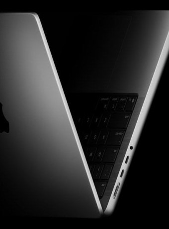Το νέο MacBook Pro κυκλοφορεί στην Ευρώπη χωρίς φορτιστή! image