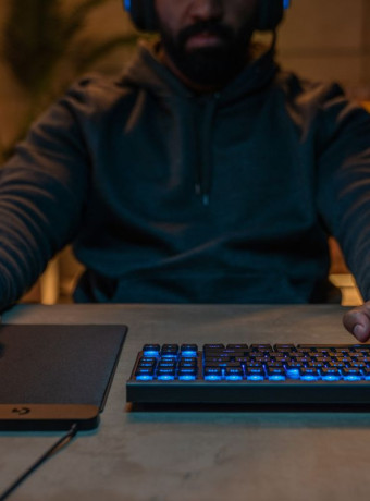 Logitech G515 RAPID TKL: Νέο ταχύτατο gaming πληκτρολόγιο χαμηλού προφίλ image