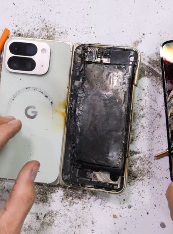 Το Pixel 10 Pro Fold της Google παίρνει φωτιά σε τεστ αντοχής image