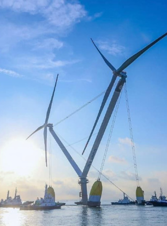 Η Κίνα παρουσιάζει πλωτή ανεμογεννήτρια 50 MW που αντέχει ακόμη και σε τυφώνες image