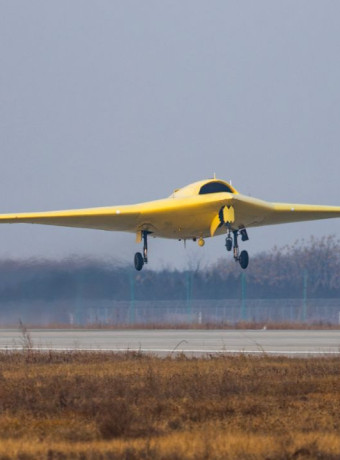 CH-7: Το «αόρατο» drone της Κίνας πραγματοποίησε την πρώτη του πτήση image