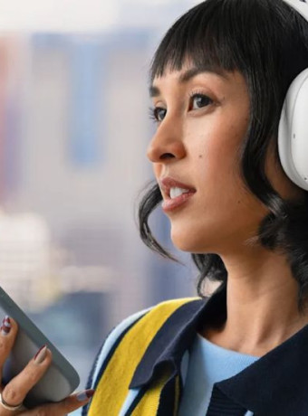 Logitech Zone Vibe Pro: Επίσημα τα νέα ακουστικά με AI απομόνωση φωνής image