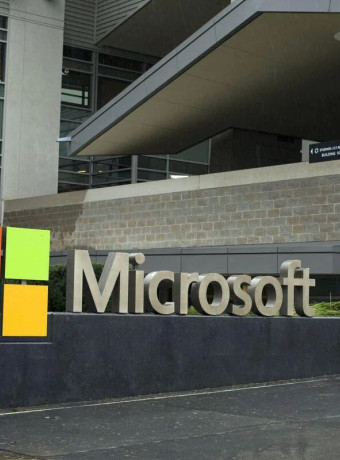 Η Microsoft προτείνει εθελούσια έξοδο σε 60.000 υπαλλήλους, λόγω των επενδύσεων στην ΑΙ... image